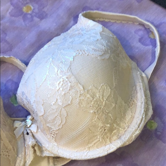 Victoria’s Secret Bra 34D EUC - Picture 4 of 4